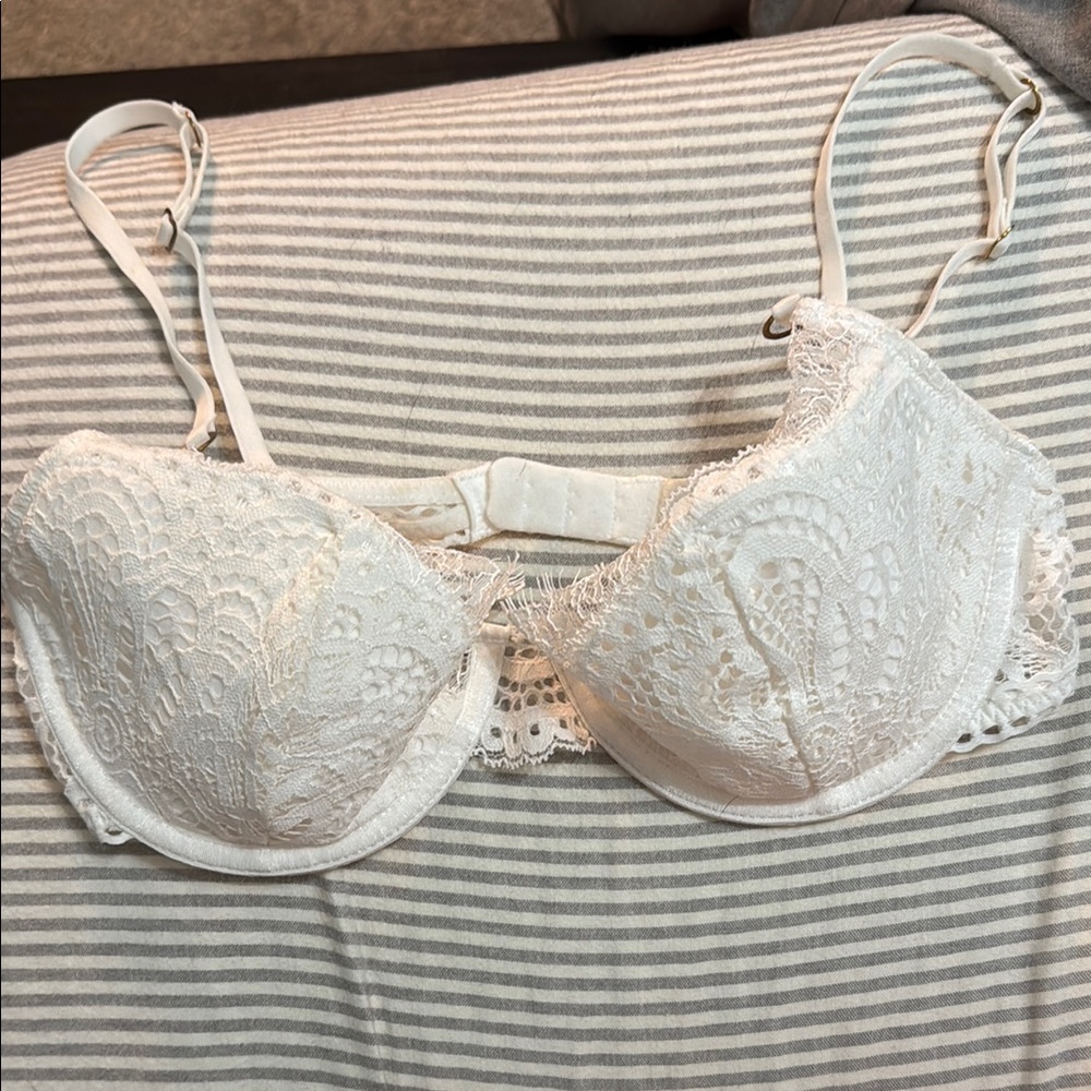 Topshop Cream Lace Balconette Bra with Underwire